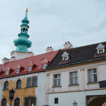 Old Town Studio Bratislava Buitenkant foto